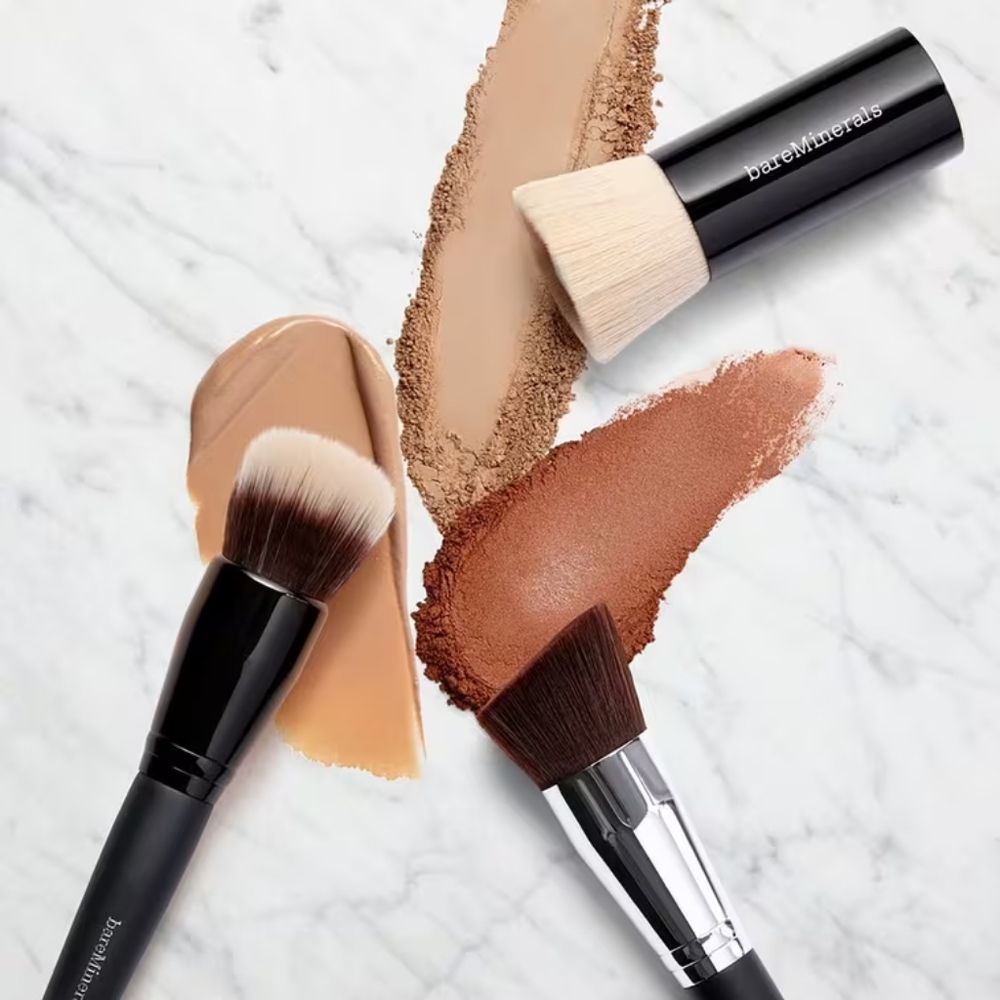 bareMinerals Beautiful Finish Brush Foundation New in Packaging - Picture 4 of 4